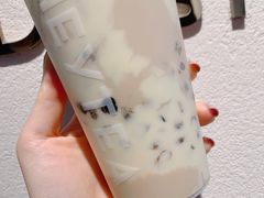 -喜茶(上海打浦桥日月光gelato lab+店)