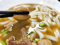 牛腩猪肠河粉-珍珍小食店(西华路店)