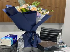 -上海星瀚奔驰4S店(红柳路店)