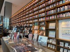 -茑屋书店(天目里店)