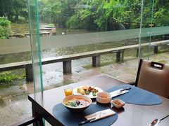 -绍兴鉴湖君澜大酒店
