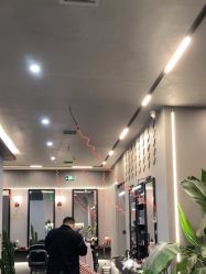 -老肖男士理发店