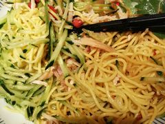 -遇见小面(东方宝泰店)