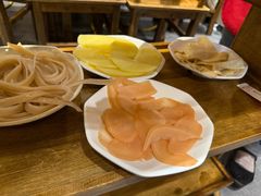 -肖肖酸萝卜鱼火锅(总店)