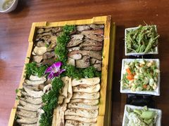 -慢丽江·云南野生菌土鸡锅(西山店)