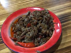 -老三样·美食研究中心(世贸路店)