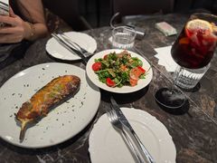 -LESCEDARS Brasserie Bistro香柏树