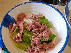 牛丸粿条汤-抖牛白塔牛肉粿条汤(水围店)
