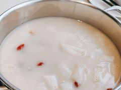 -煲王粤菜餐厅(中侨中心店)