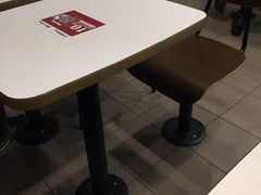 大堂-麦当劳(杭州西湖银泰百货店)