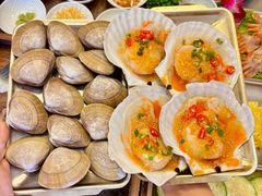 -围炉肉舍•炭烤活鳗•丹东海鲜烤肉(步行街店)