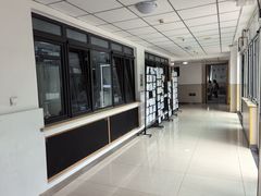 -崂山区第二实验小学