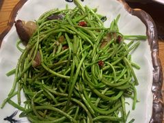 -黄泥岗·地道湖北菜(奥特莱斯店)