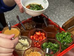 -禄婶鸡煲·打边炉