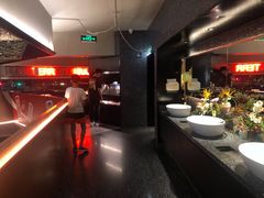 -虾胡闹龙虾馆(湄南河店)
