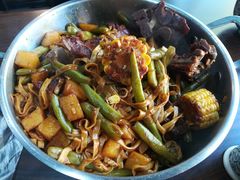 -内蒙焖面大盆骨餐馆(山大路店)