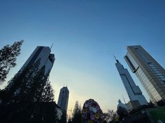 -UNI UNI(环亚凯瑟琳店)