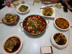 -华光驿站私房菜·黑金冠
