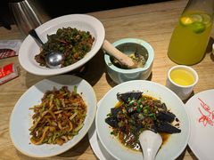 -湘阁里辣(沙井华润万家店)
