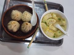 -绿杨馄饨临顿路店