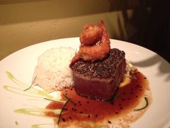 三文鱼炸虾米饭芦笋-Fish Hopper