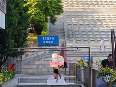 -越秀山游泳场