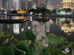 -秋水广场