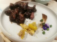 秋荷牛仔粒-韵秋荷(宝山龙湖天街店)