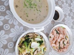 -爱的果实月嫂育婴师(世纪东方店)