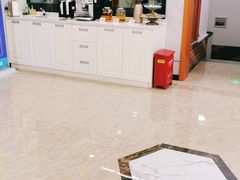 -茂菊口腔连锁(浦东南路店)
