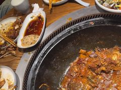 -万里闯关东铁锅炖菜馆(高新旗舰店)