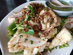 -大头虾越式风味餐厅(光明广场店)