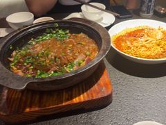 -万重锦·人文川菜馆(骡马市店)