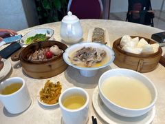 -红燕阁·精品琼菜·粤式早茶·囍宴(红燕堂酒店)