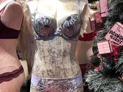 -Victoria's Secret(杭州湖滨银泰in77店)