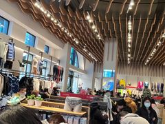 -lululemon(比斯特购物村店)