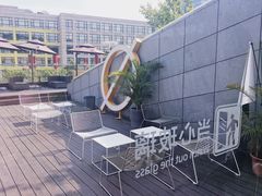 -UNI UNI(环亚凯瑟琳店)