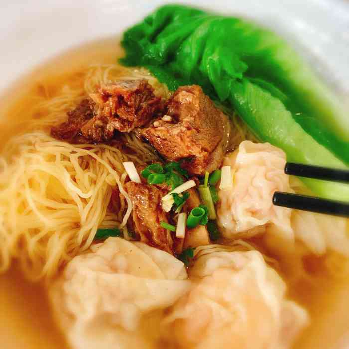 傻发牛杂云吞简餐(会展店)