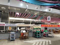 大堂-三千坪超级火锅市场·土灶牛肉火锅