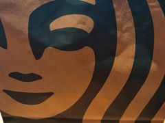 -星巴克臻选(周浦万达店)