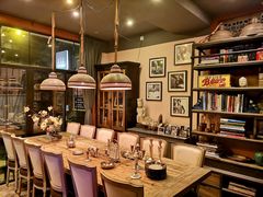 -SISTERS BAR RESTAURANT川意酒馆(嘉善老市H楼店)