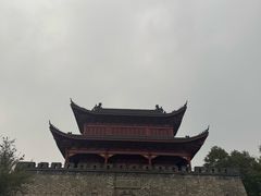 -巴陵广场