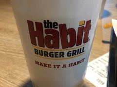 -The Habit Burger Grill 哈比特汉堡(复兴soho店)