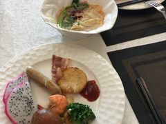 -海创大连科技交流中心(海事大学地铁站店)