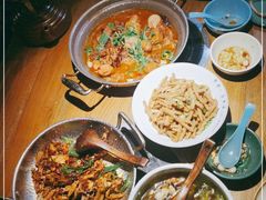 -吃饭皇帝大土家民族菜(正大广场店)