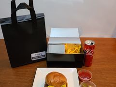 -TRIPS BURGER(大钟寺店)