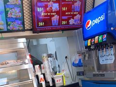 -华莱士·全鸡汉堡(财经学院店)