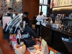 -星巴克(西安曲江银泰店)
