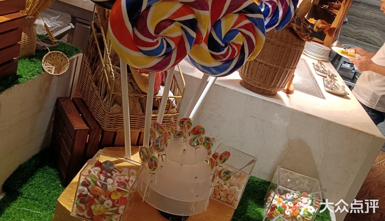 希尔顿海鲜自助餐[调皮][调皮][调皮][调皮]