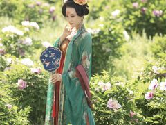 -九月鹰飞汉服摄影工作室